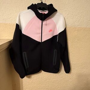 Nike tech fleece hoodie